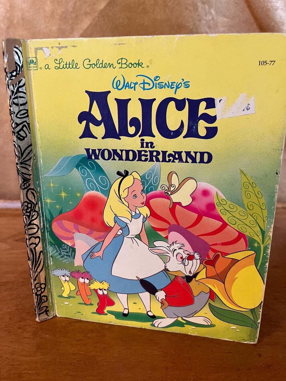 Alice in Wonderland | Vintage 1992 Little Golden Book | Disney Classic | Bold Il